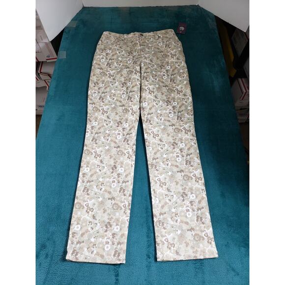 Gloria Vanderbilt Jeans Size 4 Petite Women Beige Stretch Mid Rise Straight NWT - Picture 2 of 16